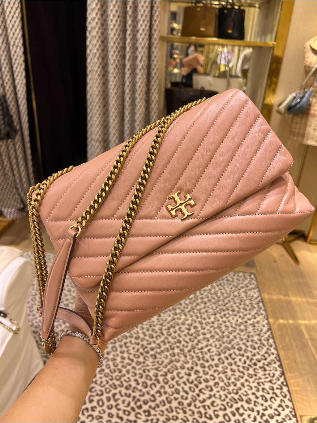 Nwt $598 Tory Burch Kira Chevron Quilted Leather Convertible Bag Meadow Sweet